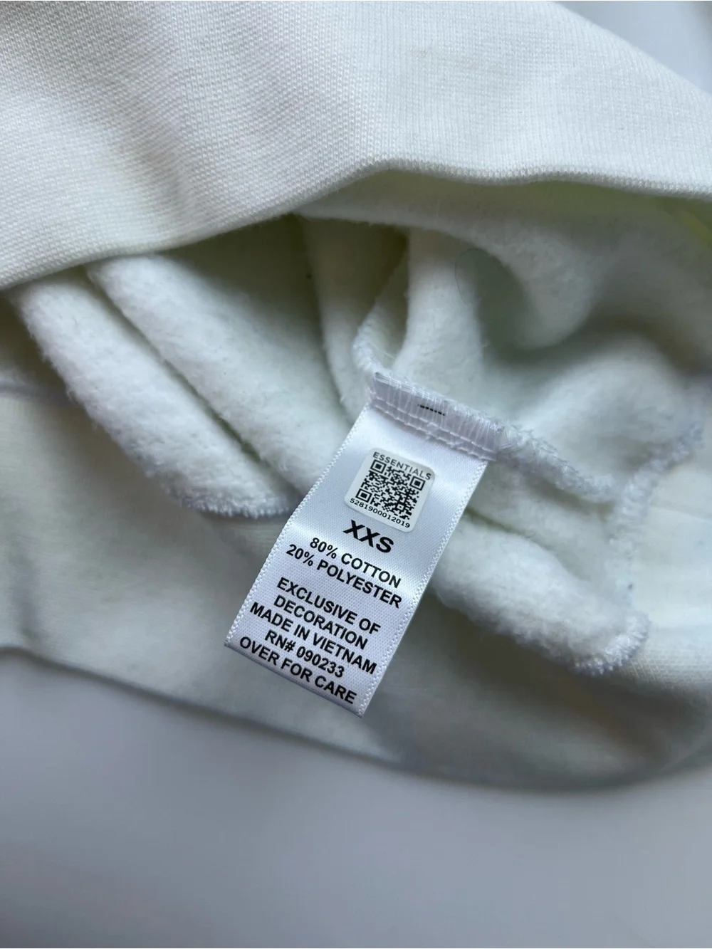 Essentials White Fleece Sweater N257-3